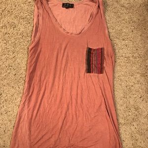 Serape pocket tank